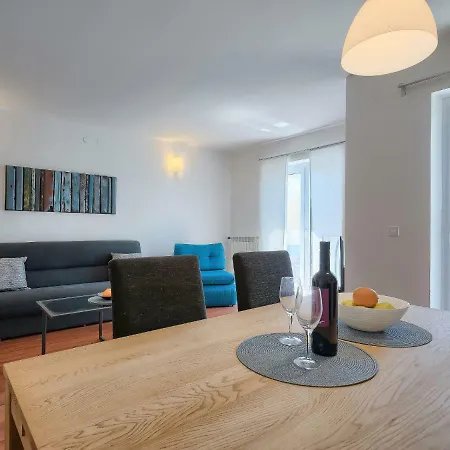 بيت للعطل Gojak By Interhome بولا