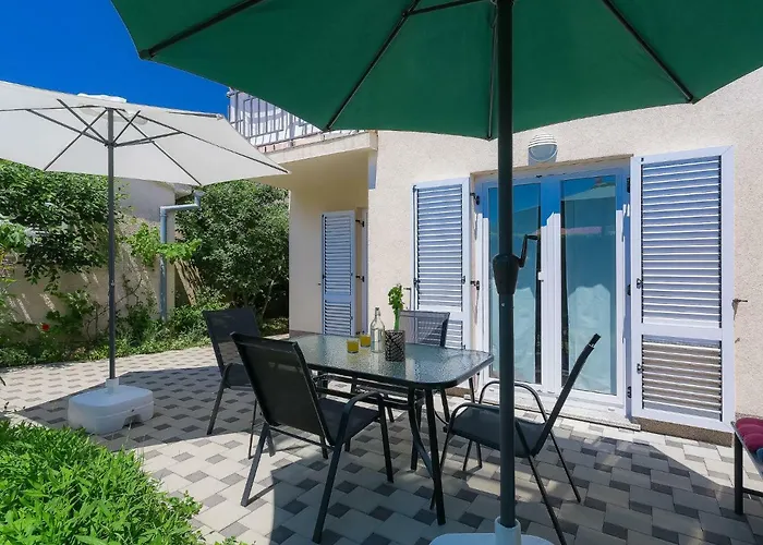 Holiday home Gojak By Interhome Pula