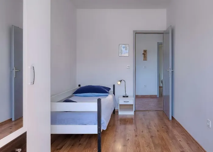 Gojak By Interhome Дом отдыха