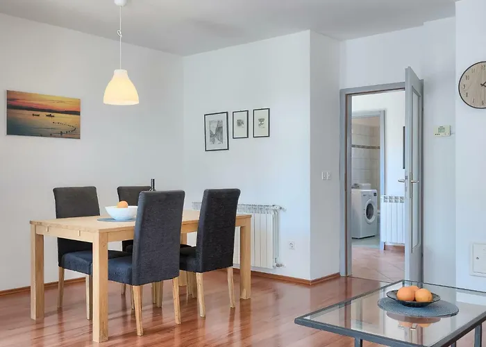 Gojak By Interhome Tatil Evi